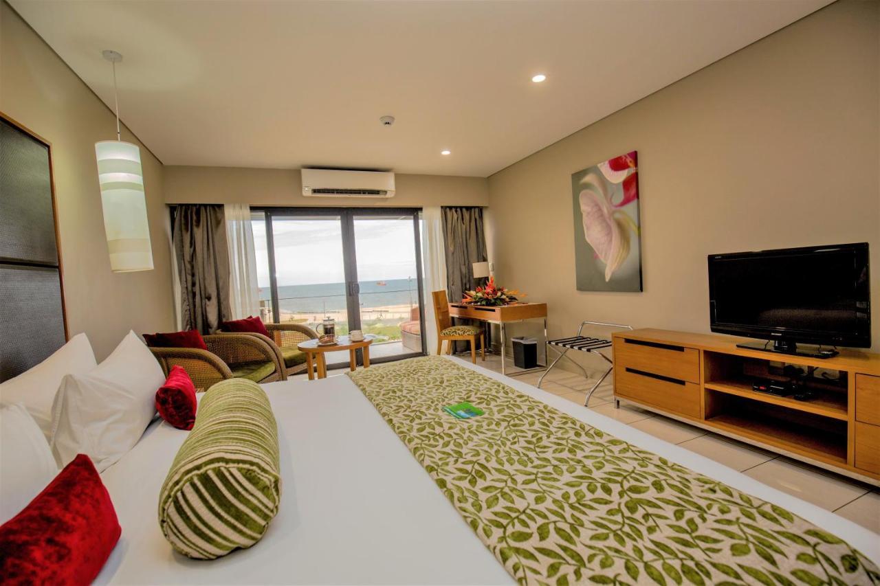 Ela Beach Hotel Port Moresby Exterior photo