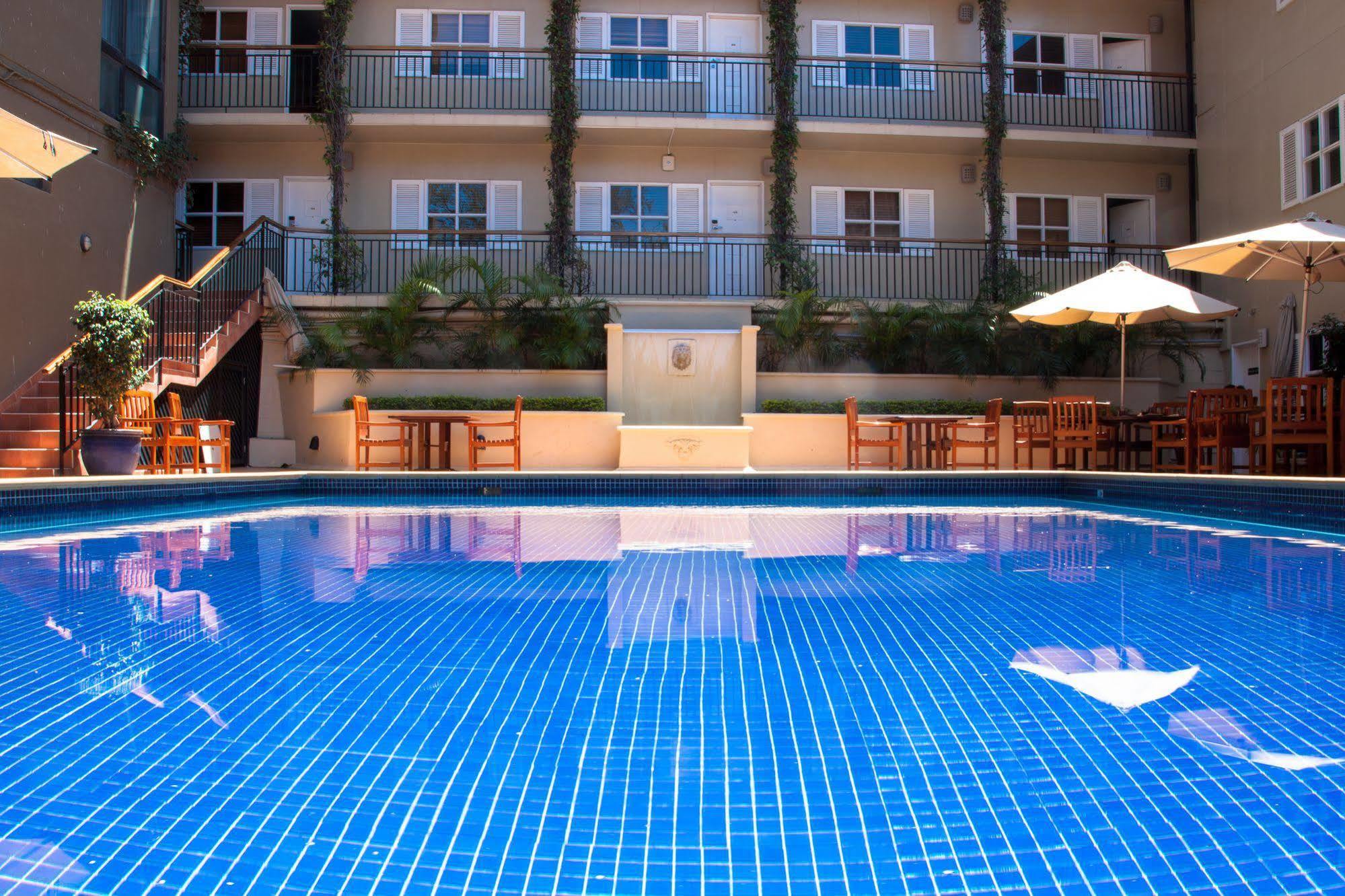 Ela Beach Hotel Port Moresby Exterior photo
